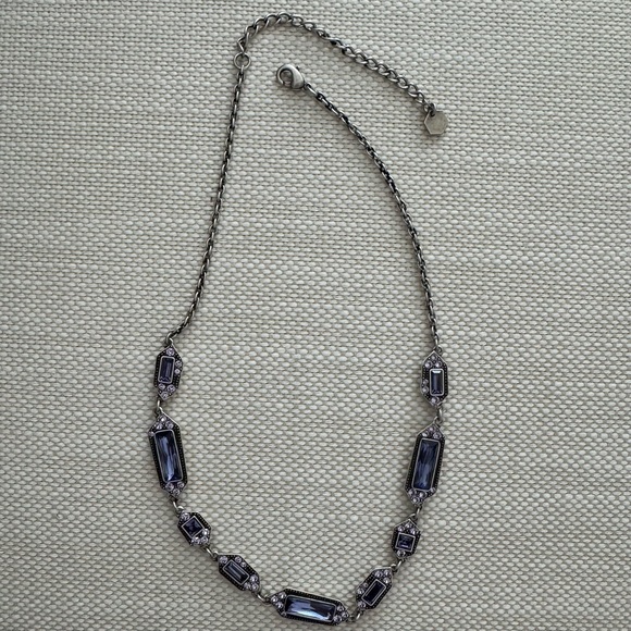Stunning Swarovski crystal necklace in gorgeous purple! Like new! - Picture 10 of 12